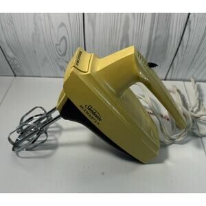 Vintage Sunbeam Mixmaster 5-Speed Hand Mixer w/Harvest Gold